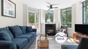 Alpenglow Lodge Bear Wonder One Bedroom by MVA
